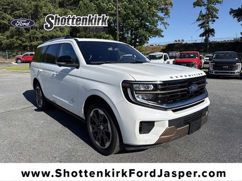 Used 2025 Ford Expedition King Ranch AWD/4WD image 1