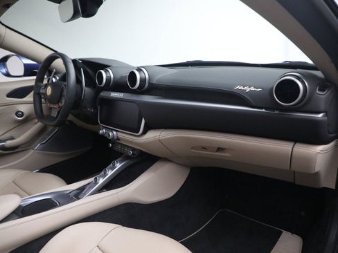 Certified 2020 Ferrari Portofino image 23