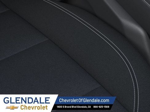New 2027 Chevrolet Traverse LT w/ Midnight/Sport Edition FWD image 21