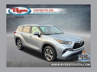 Used 2023 Toyota Highlander XLE AWD/4WD video 1