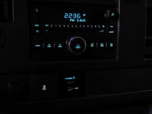 Used 2013 Chevrolet Express 3500 LT w/ LT Preferred Equipment Group RWD image 19
