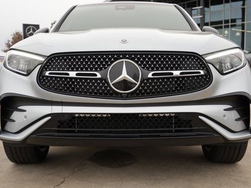 Certified 2025 Mercedes-Benz GLC 300 4MATIC image 11