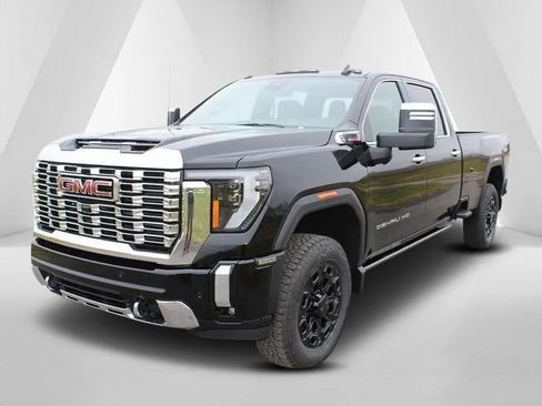 New 2026 GMC Sierra 3500 Denali image 3
