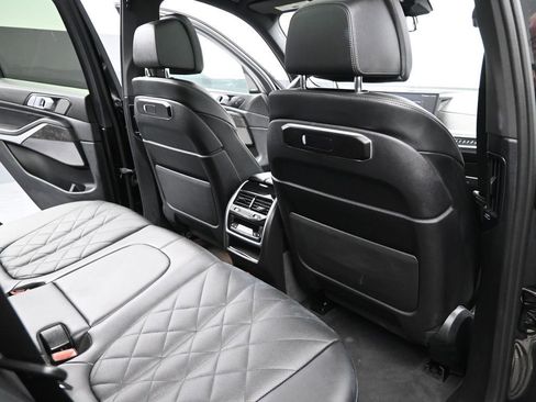 Used 2024 BMW X5 xDrive40i AWD/4WD image 19