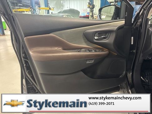 Used 2016 Nissan Murano Platinum w/ Platinum Technology Package image 16