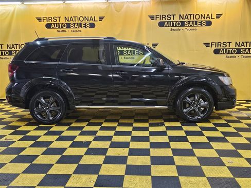 Used 2018 Dodge Journey Crossroad image 2