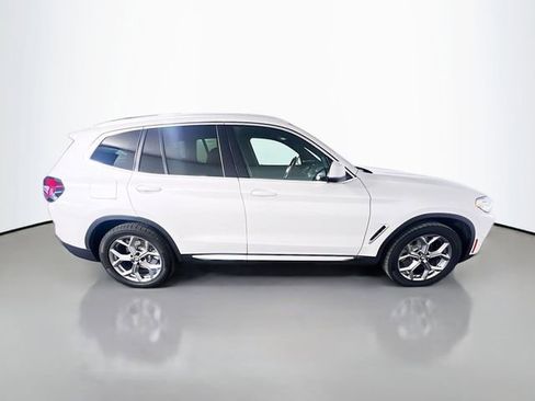 Used 2024 BMW X3 xDrive30i AWD/4WD image 9