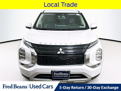 Used 2024 Mitsubishi Outlander SE AWD/4WD image 2