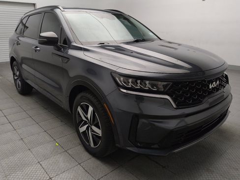Used 2023 Kia Sorento S FWD image 13
