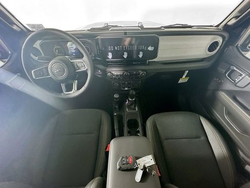New 2025 Jeep Wrangler Sahara image 9