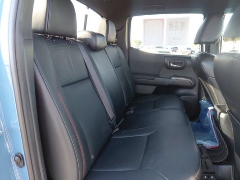 Certified 2018 Toyota Tacoma TRD Pro AWD/4WD image 23