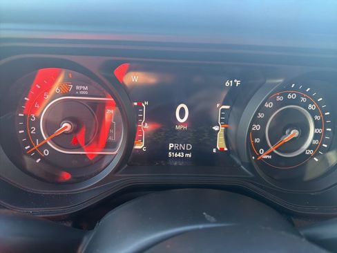 Used 2024 Jeep Wrangler Unlimited Rubicon image 18