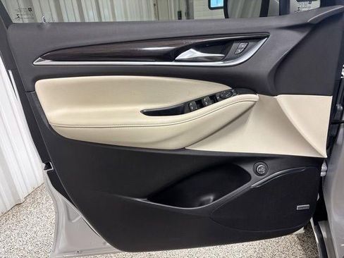 Used 2023 Buick Enclave Essence w/ Experience Buick Package image 13