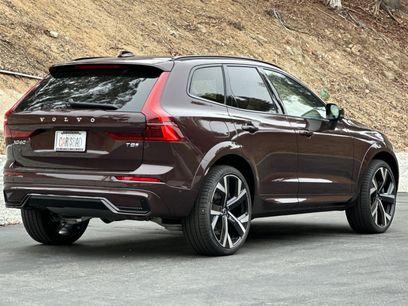 New 2026 Volvo XC60 T8 Ultra w/ Climate Package