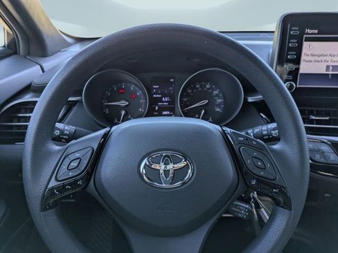 Used 2019 Toyota C-HR LE image 30