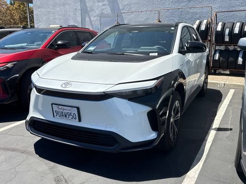 Used 2025 Toyota bZ4X FWD w/ Weather Package image 3