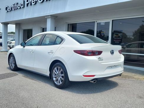 Used 2021 MAZDA MAZDA3 s FWD image 2