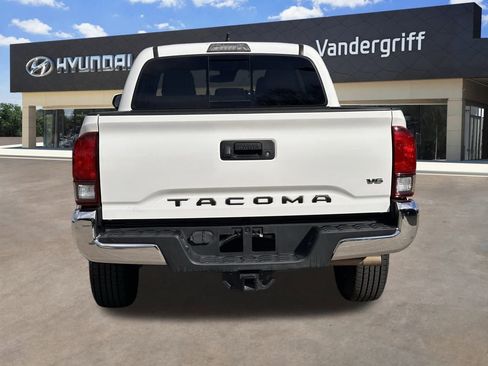 Used 2021 Toyota Tacoma SR5 image 9