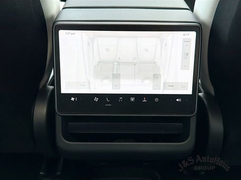 Used 2026 Tesla Model Y Long Range AWD/4WD image 31