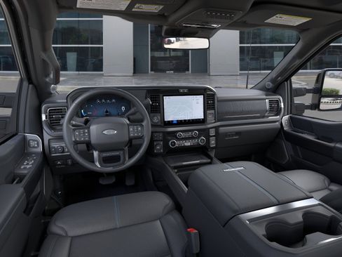 New 2026 Ford F250 Platinum AWD/4WD image 11