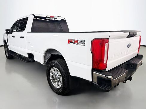 Used 2024 Ford F350 XLT w/ FX4 Off-Road Package AWD/4WD image 7