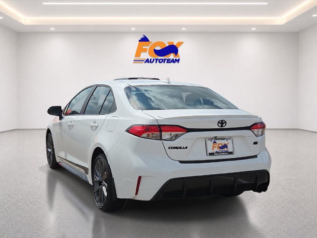 New 2027 Toyota Corolla SE FWD image 3