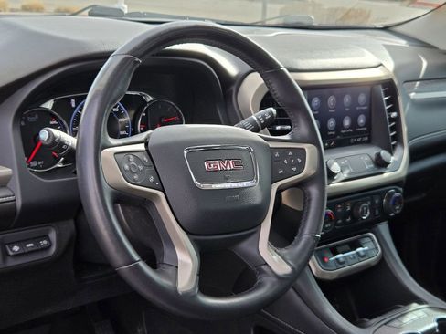Used 2021 GMC Acadia Denali w/ GMC Pro Grade Package image 5