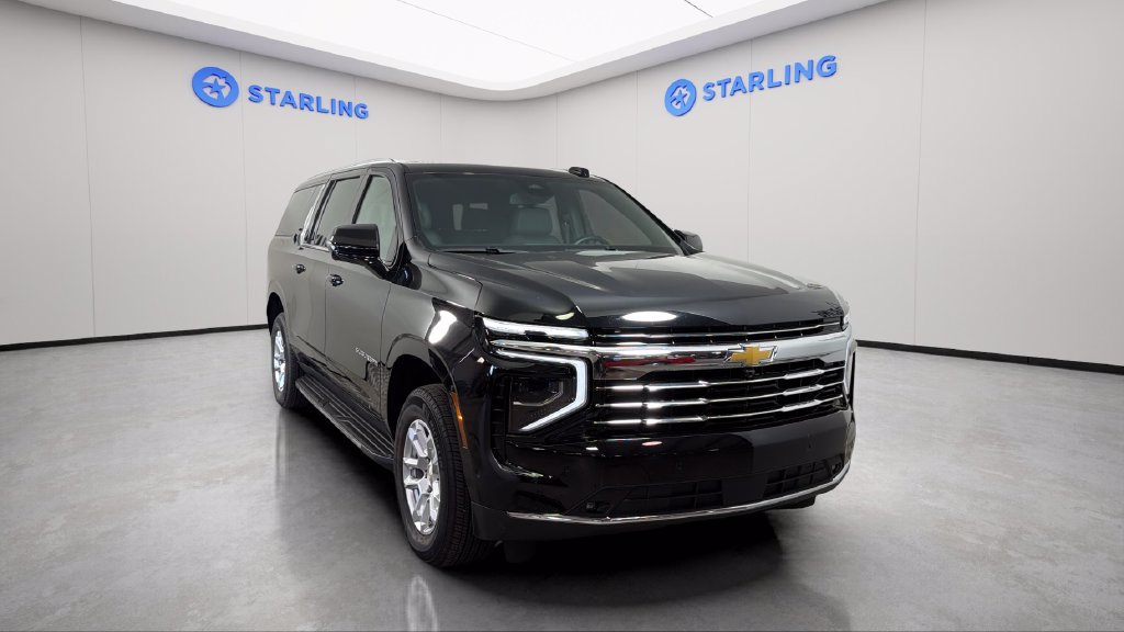 Certified 2026 Chevrolet Suburban LT w/ Comfort Package AWD/4WD image 16