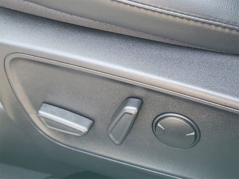 Used 2023 Ford Escape ST-Line image 16