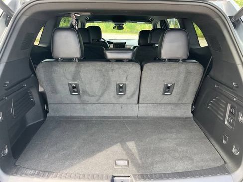 Used 2024 GMC Acadia Denali w/ LPO, Floor Liner Package AWD/4WD image 23
