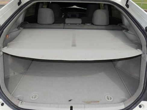 Used 2015 Toyota Prius Two image 25