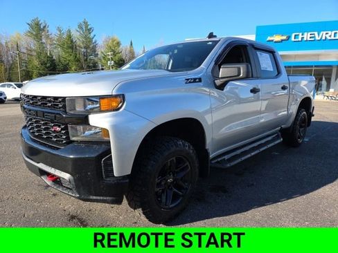 Used 2022 Chevrolet Silverado 1500 Custom Trail Boss w/ LPO, Dark Essentials Package AWD/4WD image 4