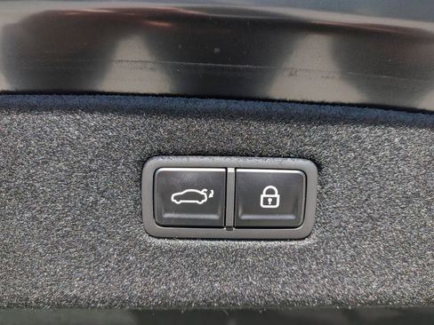 New 2026 Genesis G90 3.5T image 23