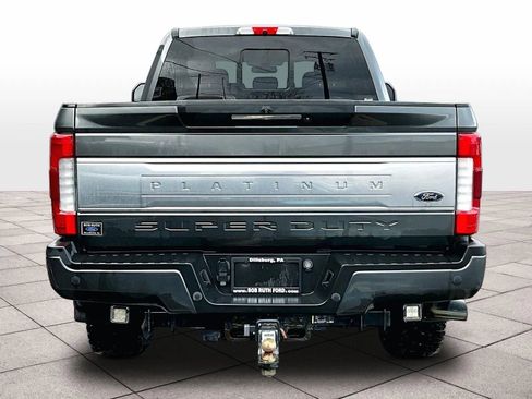 Used 2019 Ford F250 Platinum w/ Platinum Ultimate Package image 5
