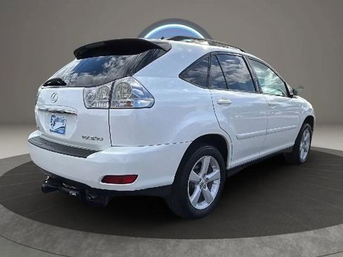 Used 2006 Lexus RX 330 FWD image 3