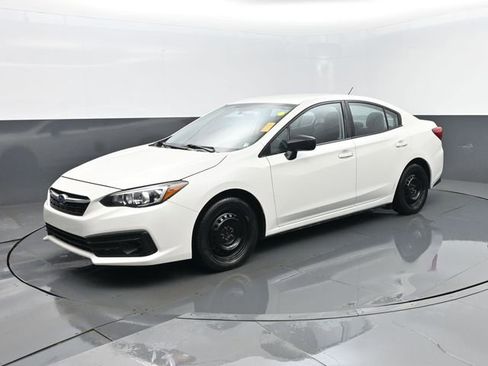 Used 2023 Subaru Impreza 2.0i image 2