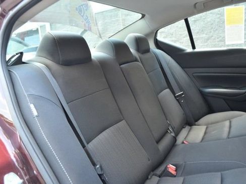 Used 2024 Nissan Altima 2.5 SV w/ SV Premium Package FWD image 39