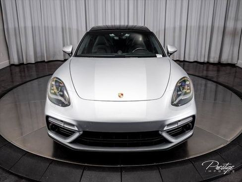 Used 2017 Porsche Panamera Turbo AWD/4WD image 3