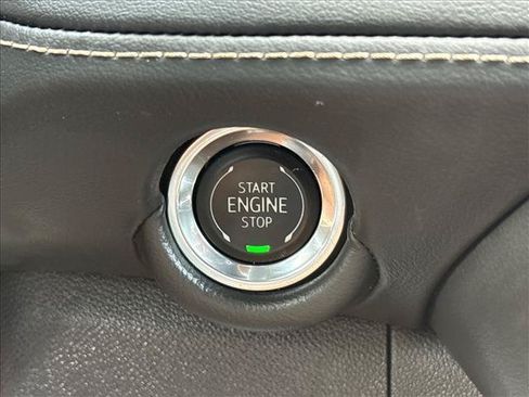 Certified 2025 Chevrolet Tahoe Premier AWD/4WD image 19
