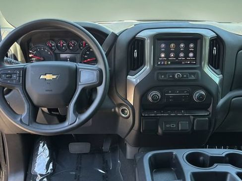 Used 2026 Chevrolet Silverado 1500 Custom w/ LPO, Dark Essentials Package AWD/4WD image 10