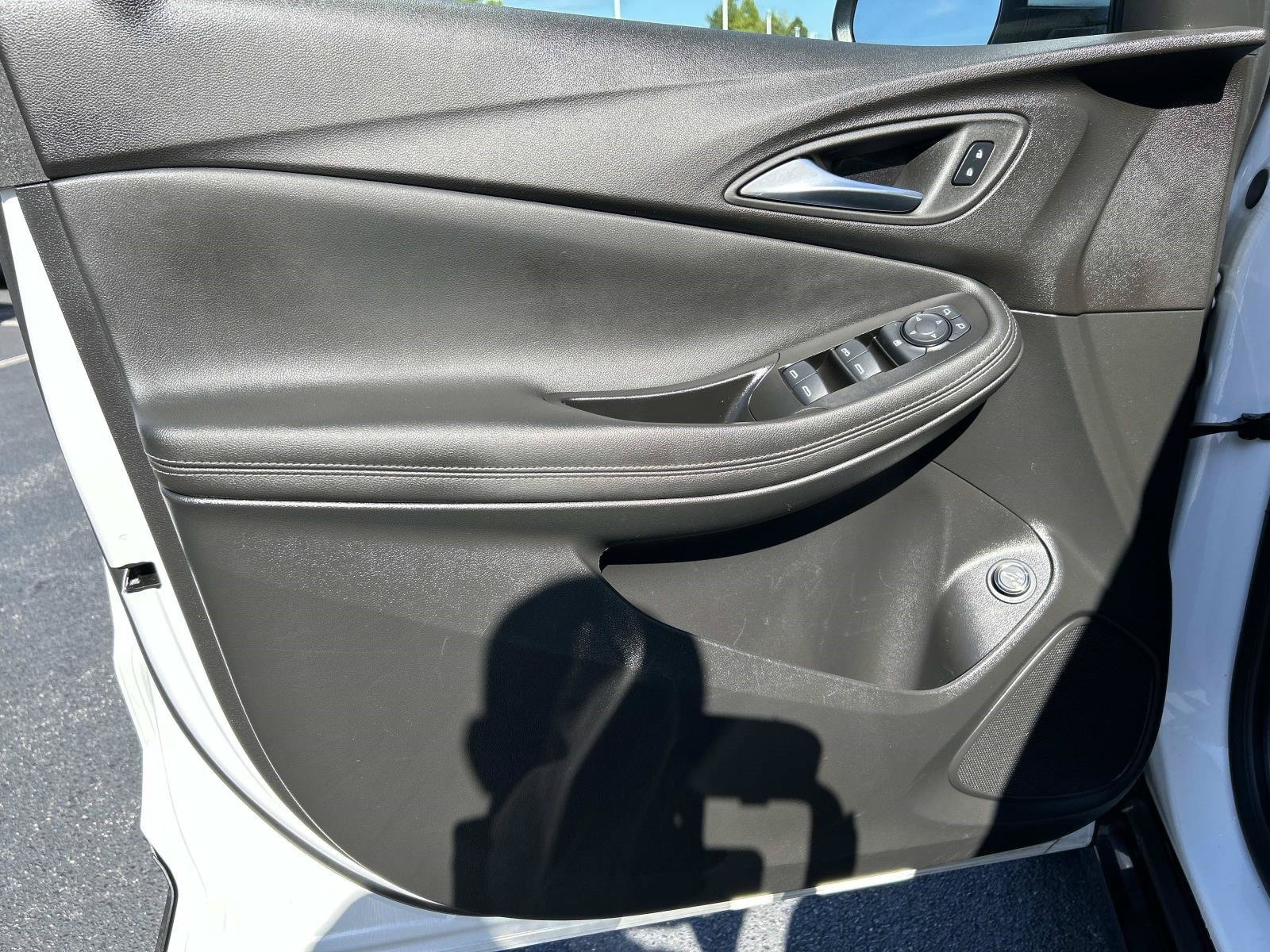 Used 2024 Buick Encore GX Sport Touring w/ Comfort Package AWD/4WD image 17