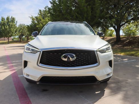 Used 2021 INFINITI QX50 Luxe w/ Appearance Package AWD/4WD image 2