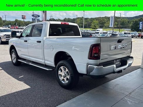 Used 2026 RAM 2500 Big Horn AWD/4WD image 2