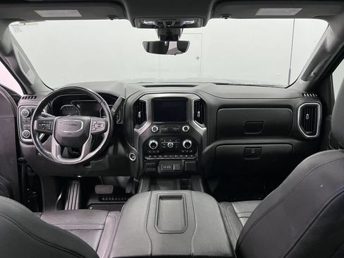 Used 2021 GMC Sierra 2500 Denali w/ Denali Black Diamond Edition AWD/4WD image 15