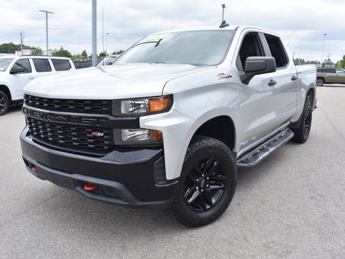 Used 2020 Chevrolet Silverado 1500 Custom Trail Boss w/ Custom Convenience Package AWD/4WD image 5