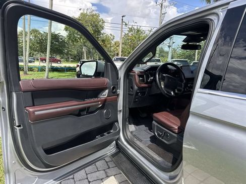 Used 2023 Ford Expedition Max Limited AWD/4WD image 22