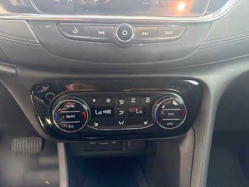 Used 2023 Buick Encore GX Essence w/ Experience Buick Package FWD image 27