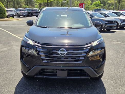 New 2026 Nissan Rogue SV FWD image 4