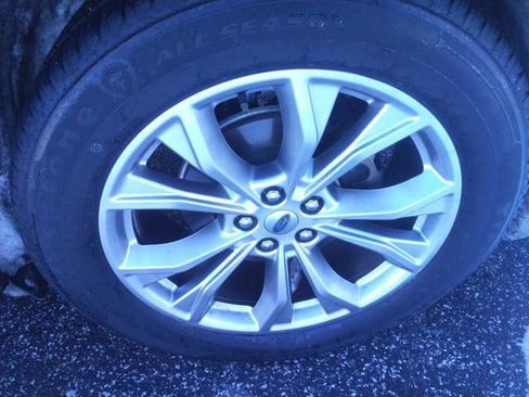 Used 2021 Ford Explorer Limited w/ Equipment Group 301A image 14