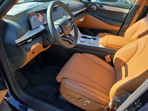 New 2026 Genesis GV80 2.5T Prestige image 8